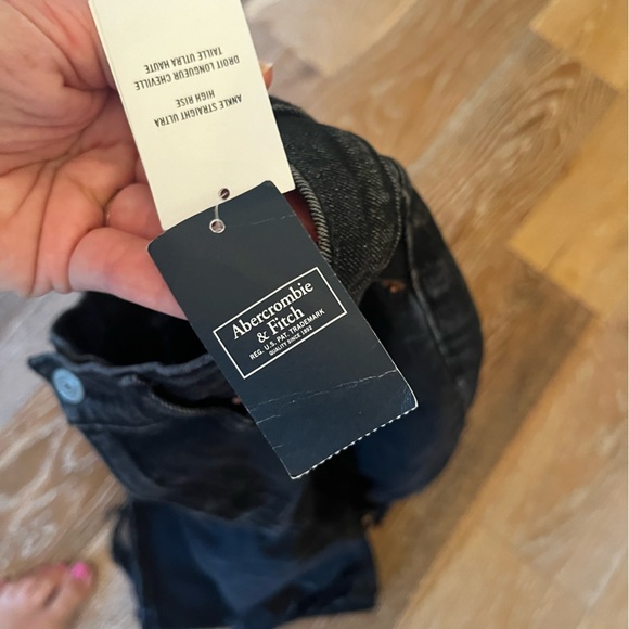 Abercrombie and fitch black ankle straight high rise jeans - Picture 4 of 5